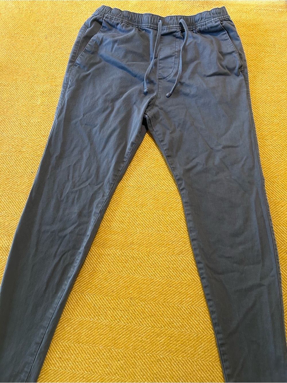 Men's Hollister Slim Jogger Jeans in Dark Blue